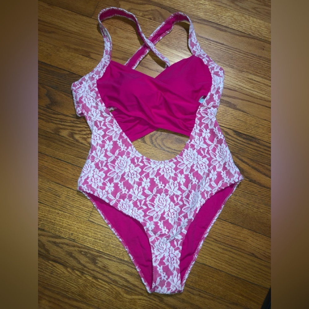 Cupshe NWT Swimsuit